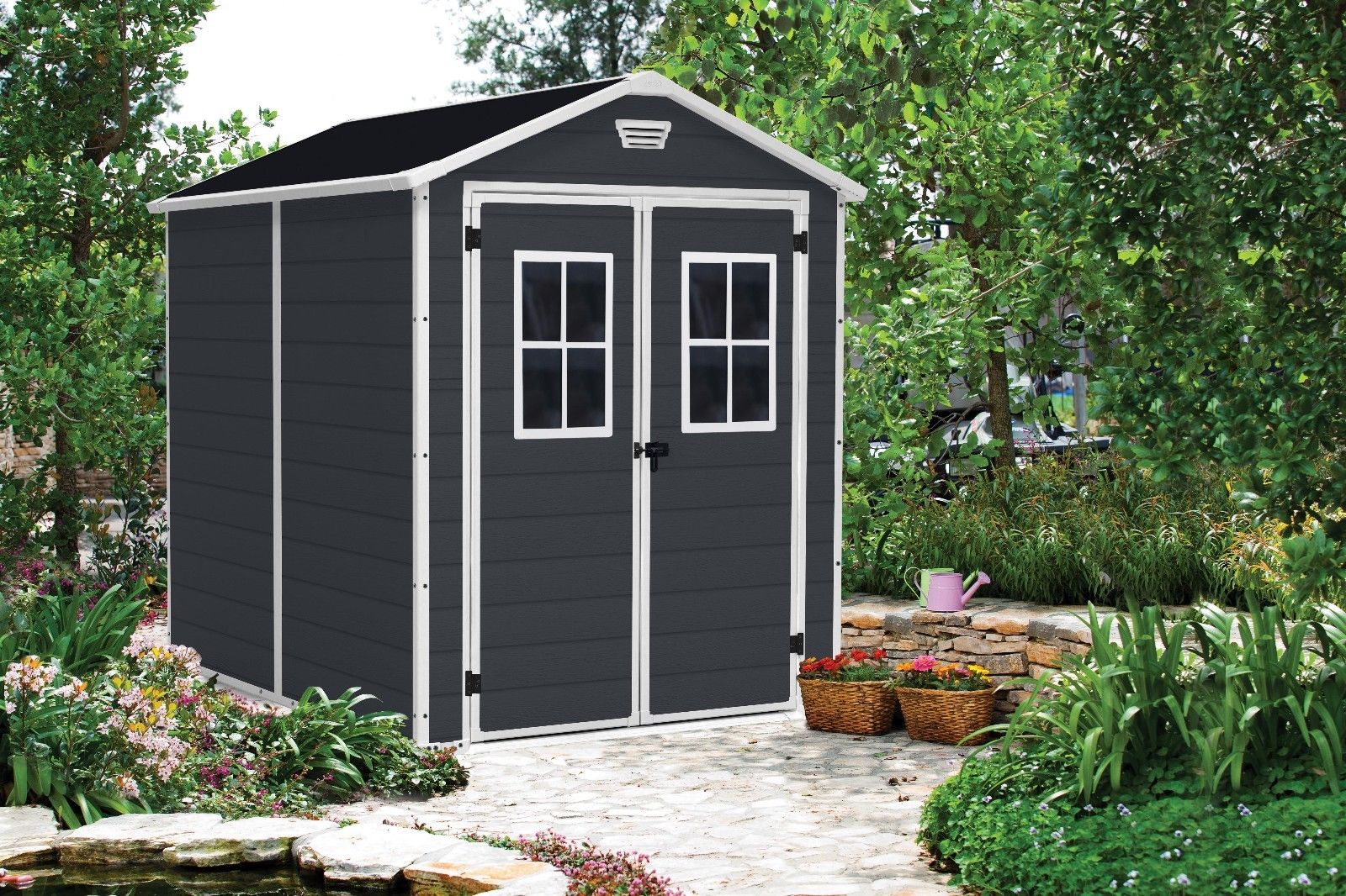 Сарай (хозблок) пластиковый Keter MANOR 6’x5’ GARDEN SHED габариты 185 х 152 см с двускатной крышей для дачи или загородного дома